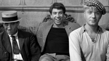 Финансовая пропасть   самая глубокая из всех пропастей, в нее можно падать всю жизнь.