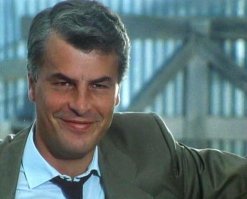 Марк Руффало и Микеле Плачидо похожи все таки.