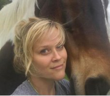 И с Риз, особо, ничего и не произошло ) Или к ней неравнодушен )))