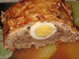 Согласен. Туда еще морковки и вареных яиц и получится хороший рулет. Ну хлеб, так хлеб.