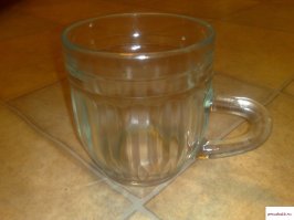 Кстати, на ГОСТовском рисунке кружка другая. Диаметр больше высоты. До 1975 она была самая популярная.