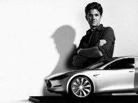 Франц фон Хольцхаузен, Tesla Motors


Поскольку он бывший дизайнер Мазды, то в трешке угадываются соответствующие мотивы 

Tesla Model 3


Mazda 3