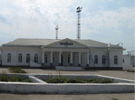 Здание железнодорожного вокзала станции Сергач построено по проекту архитектора А.В Щусева в 1914 году.