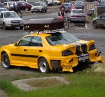 в Кургане машина местного похоронщика.