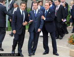 прикиньте хоть одну фотку с ВВП в таком состоянии, и как он потом будет ставить раком на переговорах?