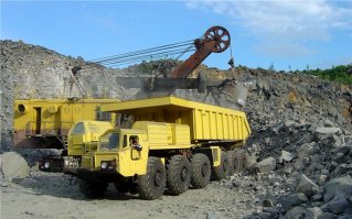 Там уже делали карьерные самосвалы на базе МАЗ 547