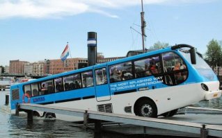 Автобусы амфибии :) В Голландии, Великобритании, Румынии ...
