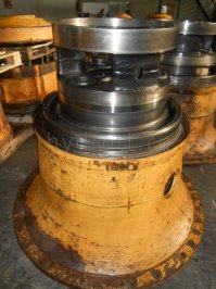 Мы  крутим  подшипники.
...от  белаза.
(с) Челябинск