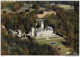 Для замка  Шато Миранда я считаю, больше подошла бы эта фотография.