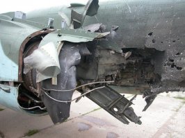 Повреждения Су-25 в ходе войны с Грузией в 2008 году, и ведь долетел.