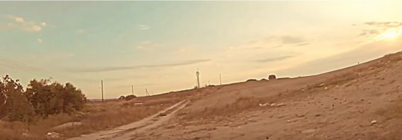 вот тебе еще фотка с моего регистратора.... 5.55 примерно.... ЗА 5 минут солнце уже вон где. представь себе где оно будет через 15 минут