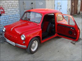 Явно двери слизаны у ЗАЗ