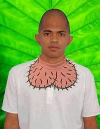 Дальнобойщик ради шутки набил нелепую тату и на следующий день стал знаменитым