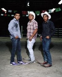 третий справа - Алефтин.