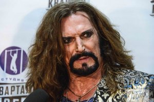 Да Безруков с Хабенский на пару сыграли бы все мужские Роли, кроме разве что Тирион Ланнистера.
а Кхала Дрого мог бы сыграть ДЖИГУРДА !!!