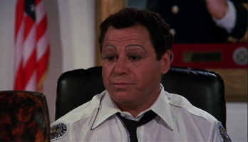 Австралийка чуть не лишилась бровей из-за неудачного татуажа