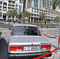 Семёра всё же оторвалась от ментов...Теперь в Дубаях уже 2 классных тачки