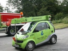 Это тачка манагера серьёзной компании мобильных кранов:)