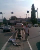 Никогда не понимал, зачем дорожники делают эти трамплины. Можно же демпферные элементы делать