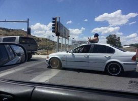 Подборка автомобильных приколов