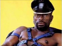 Пилотки стюардесс взорвали Казахский Интернет