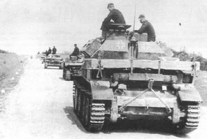 Дюнкерк это вооружение на 600000 человек доставшееся немцам. Это 2500 орудий, это 450 танков, 120000 автомобилей. И всё это было на восточном фронте.
