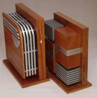 сделай пробный экземпляр на продажу.можно для начала на железной раме или дешманский корпус взять.
приведу фотки работ разных людей