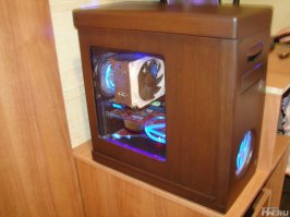 сделай пробный экземпляр на продажу.можно для начала на железной раме или дешманский корпус взять.
приведу фотки работ разных людей