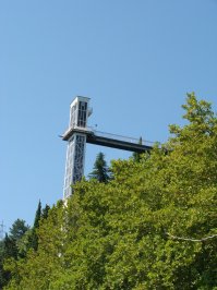 Виды и сам лифт в Гаграх
