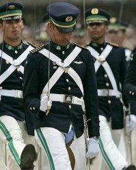 Обамка очко порвал)) НЕее??