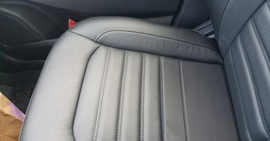 Найди планшет на седенье