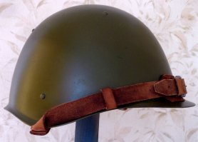 Вот настоящий шлем воина света. Ещё пахнет военным складом СССР.