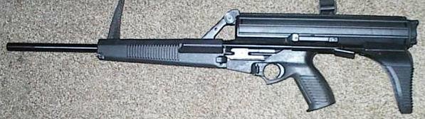 Много неживых вундервафель, а про реальные образцы даже и неупомянули например Пистолет-пулемет Calico M960 (США)  Калибр: 9x19 мм Luger/Para
Вес: 2,17 кг без патронов
Длина (приклад сложен / раскрыт): 647 / 835 мм
Длина ствола: 330 мм
Темп стрельбы: 750 выстрелов в минуту
Емкость магазина: 50 или 100 патронов
 
Пистолеты-пулеметы и гражданское оружие (пистолеты и карабины под пистолетный патрон) американской компании Calico Light Weapon Systems, появившиеся на оружейном рынке в 1990 году, отличал целый ряд оригинальных решений. Основным отличием оружия фирмы Calico стали компактные цилиндрические магазины весьма высокой емкости - 50 или 100 патронов, разработанные к 1985 году двумя конструкторами - Майклом Миллером и Уорреном Стоктоном. Кроме того, оружие системы Calico имело довольно необычную компоновку с магазином, расположенным над оружием, в его задней части. 9мм модели также отличались и двусторонней конструкцией, с выбросом стреляных гильз вниз. Пистолеты-пулеметы Calico были закуплены некоторыми правоохранительными службами США, а также продавались на экспорт, однако продажам гражданских самозарядных образцов сильно помешал принятый в США в 1994 году закон, ограничивший емкость магазинов гражданского оружия 10 патронами.