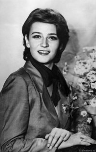 Елена Сафонова. 61 год.