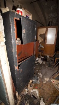 Странные они какие то швейцарцы, ничего не сломали не подожгли, даже не несрали нигде, дикие они какие то.