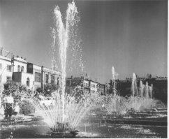 Как выглядят курорты "свободной демократической Грузии" мы сейчас посмотрели. А теперь вспомним, как все это выглядело при "советских оккупантах"...