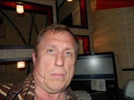 Ну что, уёб...ще, погнали. За всё извиняйся, сучёнок!