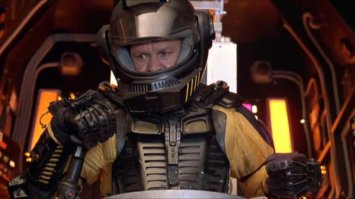 Это уже прошлый век, современные маркетологи уже придумали бы шаноуорсет, позволяющий двигаться но по 250000$ за штуку.