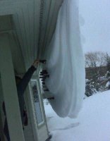 и когда вставляешь последнюю бутылку всё падает))