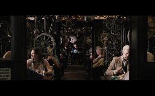 День и ночь  в Праге (фильм  Лучшее предложение , 2012 г.)