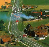 Про самолет. Как всегда ошибки, недоговорки и преувеличения.
1. не "российский МиГ-23" а советский.
2. "начинённый оружием" - 260 выстрелов к бортовой 23-мм пушке
3. "а внизу была Бельгия " - Польша, ГДР, ФРГ, Нидерланды, Бельгия не дотянул до Франции.
4. "Самолёт находился в полной боевой готовности" - ага без основного оружия - ракет.
5. "и, недолго думая, катапультировался." - предварительно отвернув в сторону моря (на высоте 90 метров и 15 тонном куске металла, на предельно малой высоте и плохой управляемостью).
6. "что с самолётом было всё в полном порядке" и "был всего лишь небольшим сбоем работы камеры дожигания ничего серьёзного" - цитирую "На 41-й секунде полета произошло резкое падение оборотов (установить причину не удалось, так как основную часть оборудования не вернули). В таком состоянии двигатель находился 15 секунд, потом обороты вновь возросли. В это время летчик уже катапультировался. Далее обороты двигателя увеличились до максимальных, а через 20 секунд вновь упали. Автоматика их вновь повысила. Вскоре параметры работы двигателя пришли в норму и удерживались до окончания топлива в баках." автор заставляет думать, что он человек недалекого ума. На принятие решения 5-10 сек. Напомню, что пилот успел отвернуть машину.

 

Источник: