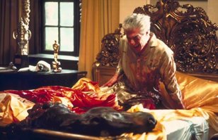 ей сделали предложение-от которого она не сможет отказаться..(Крестный отец.)