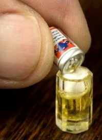 Такой порцией точно не сопьешься 
99% мужиков предпочитают максимальный формат