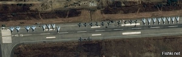 Это один из снимков наших самолетов в Латакии. Обрати внимание на качество, правда впечатляет? Техника по силуэту опознается легко и непринужденно - и не отвертеться. И сравни с тем, что публикуют в подтверждение слов про российскую технику на Донбассе. Над Украиной военные спутники не летают и поэтому икспердам приходится по Google Earth танки выискивать? 

Ну и по фоткам танков тоже очень интересно. Я за темой слежу, но ничего нетипичного не заметил. Еще советские Т-72 и Т-80 для тех мест вообще эндемики - на Харьковском ЗТМ выпускались и были распиханы по стольким военным частям и консервационным складам, что даже за 25 лет нэзалэжности распродать так и не получилось. Но может тебе попадались фотки Т-90 или чего поновее... Хотя да, у киборгов же при виде Армат телефоны сразу разряжаются.