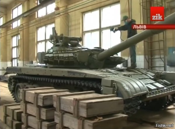 Круто, чо. Опять страшные разоблачения на основании постов в соцсетях. Так ты не ответил: над Украиной военные спутники не летают?

Ну и категорический вывод по поводу модификаций порадовал. Из чего на кадрах с паршивого регика следует, что это МТ-ЛБВМК а не вот эти красавцы збройных сыл нэзалэжной?

Крупнокалиберные пулеметы есть не только у России, а других отличий этой версии как-то и нет.

Аналогично с танками. Т-72Б3 опознали по типа характерной форме ДЗ на башне? Ну оке, значит Львовский завод то ли клепает дешевые клоны то ли вообще работает на агрессора. Ведь ДЗ у их танков торчит так же. Ну а хрена ли ей, если это тот же еще советский Контакт-5