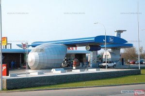 Заправка "Самолет" - Харьковская область. Я сам участвовал в ее строительстве