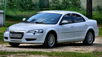 Газ уже пытались сделать такую "новую" машину. "Газ Сайбер" называется.