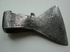 Трансформация топора: от истоков до средневековья