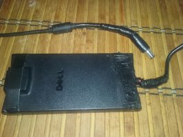 Хе, сделал! Не стал заморачиваться, а убил двух, даже трех зайцев.
Мой блок в труху кишки паять лень, емкости вздулись, провод крошиться стал, менять нужно.
Тупо купил с USB БП так, что зарядка, для mp3 и телефона, теперь нафиг ненужна. 
Все в одном флаконе.