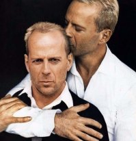 По-моему наоборот очень удачный монтаж))))